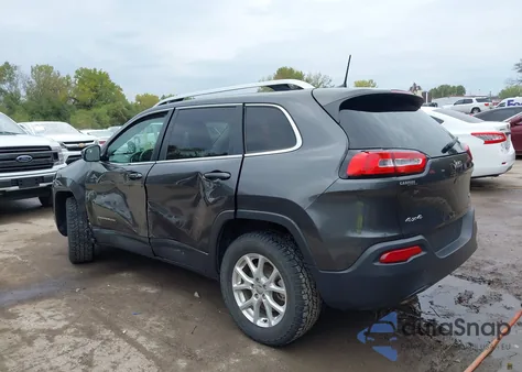2016 Jeep Cherokee Latitude z USA, uszkodzony, nr VIN 1C4PJMCB8GW221434